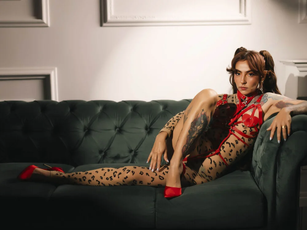 Evangelyne_1 Offline XXX Chat