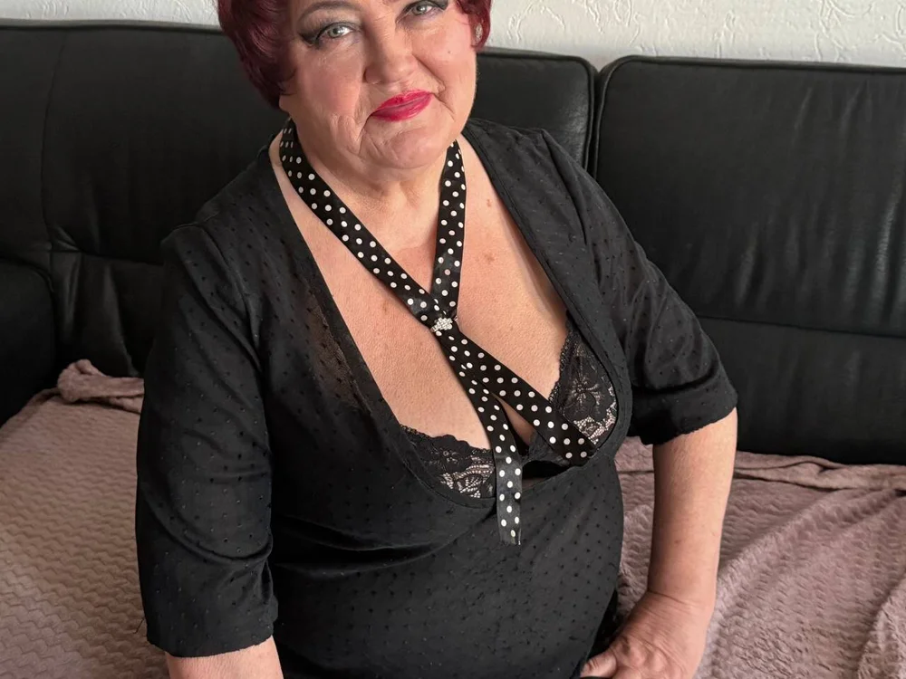 Mila_Redd's Offline XXX Chat