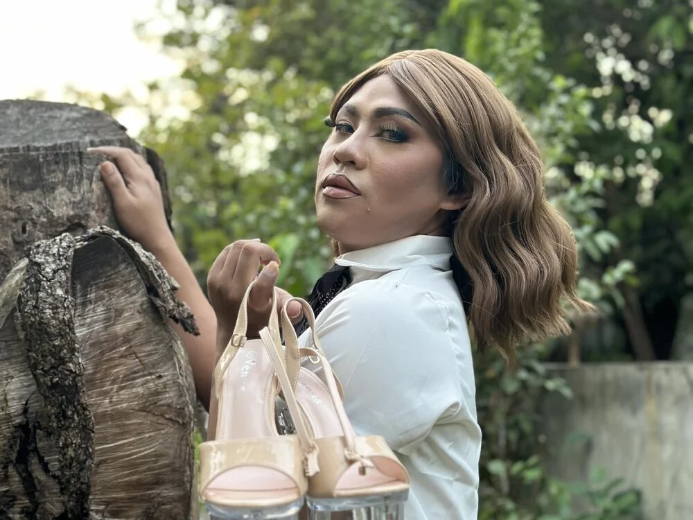 AmaraXJasmine Chat XXX Ngoại tuyến