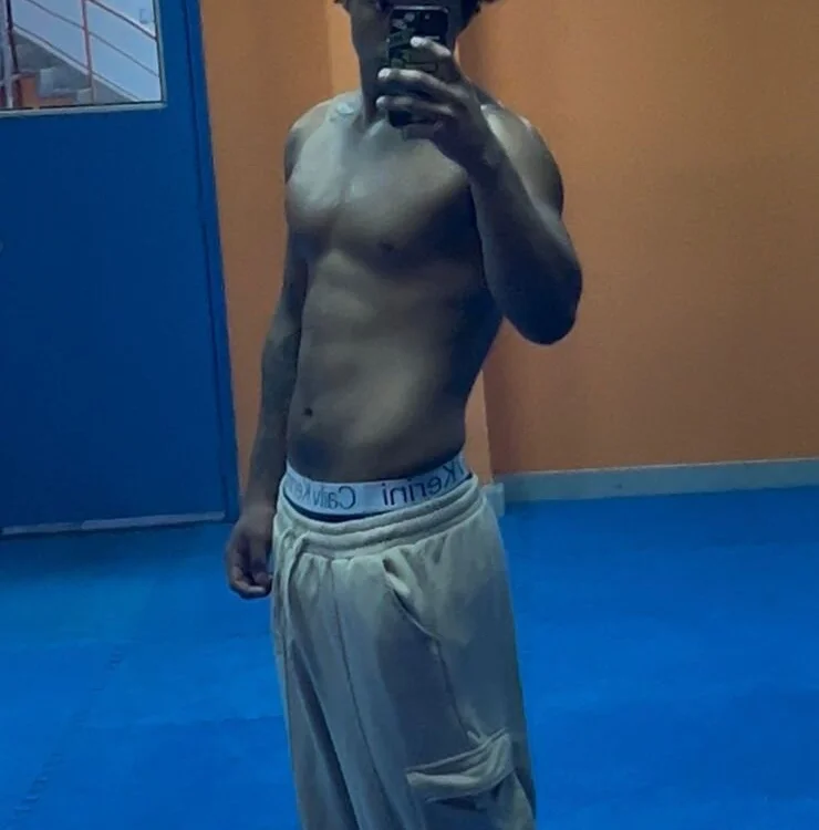 Chat XXX offline de Comeonmyhouse22cm