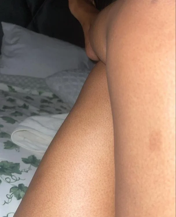 Trisha-118's Offline XXX Chat