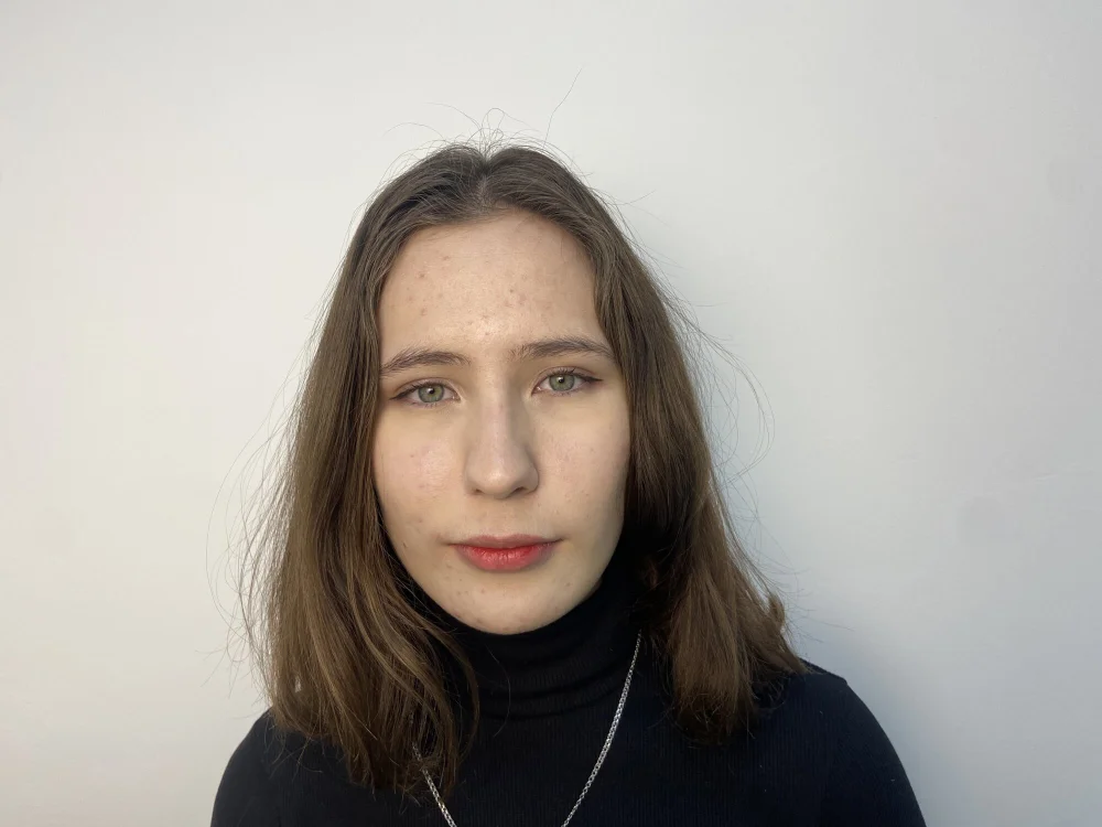 AnnieLarson's Offline Chat Room