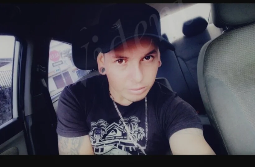 Fantasma12346 offline XXX-chatje