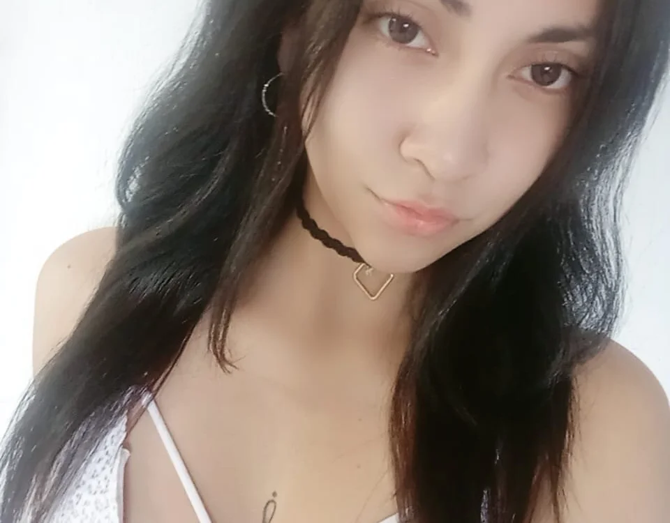 sofii_harrison's Offline Chat Room