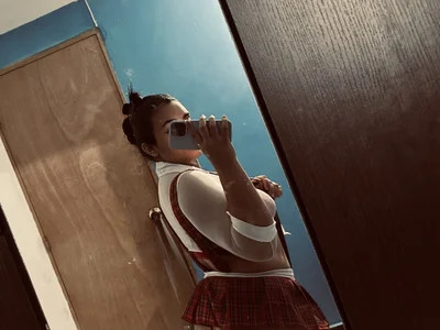 Mia_velvet23 - Girl 
