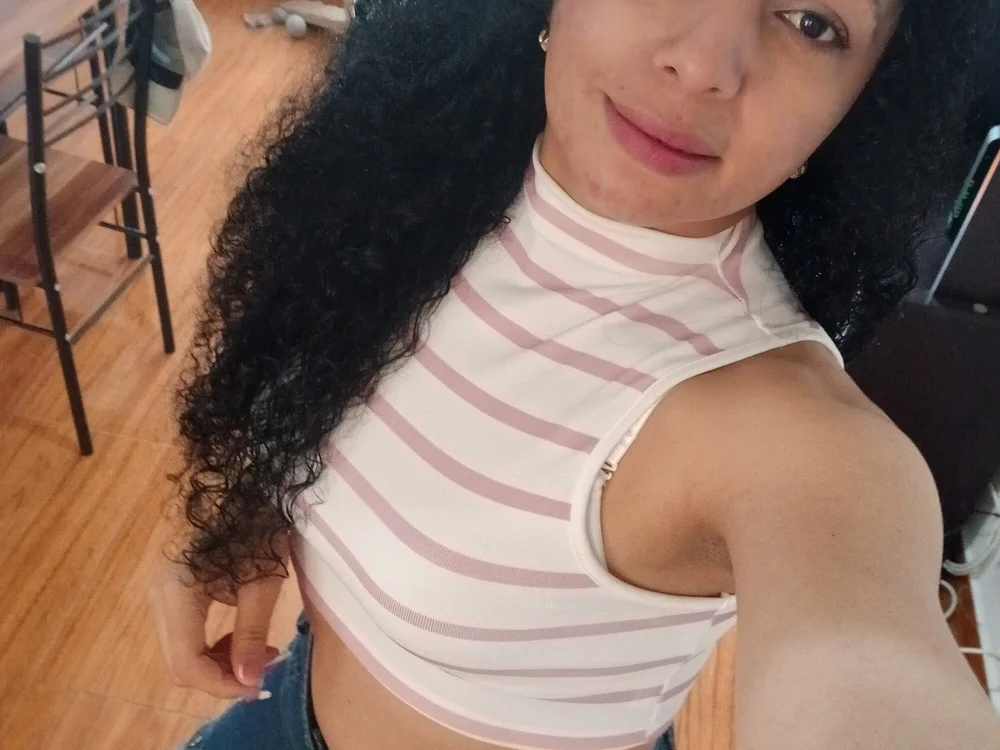 diva_rosse's Offline Chat Room