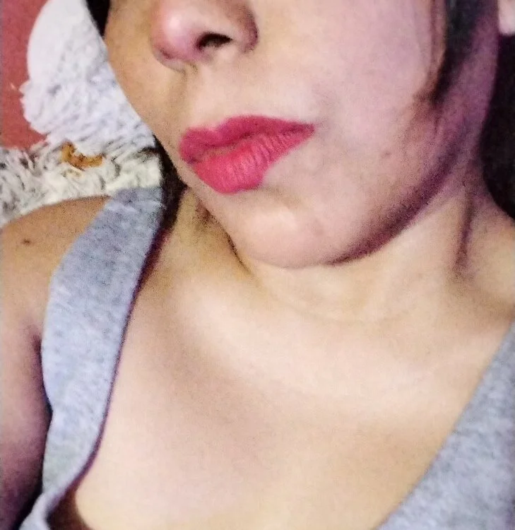 Yoali12 離線 XXX 聊天