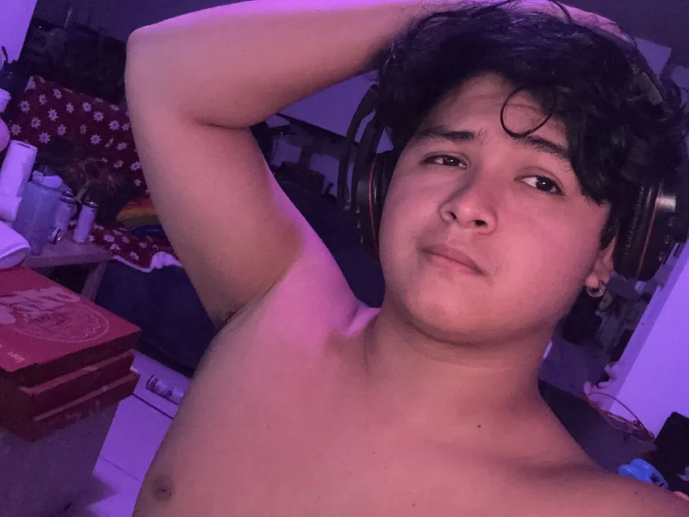 Pagrowsito's Offline Chat Room
