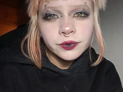 MeowMixer on StripChat