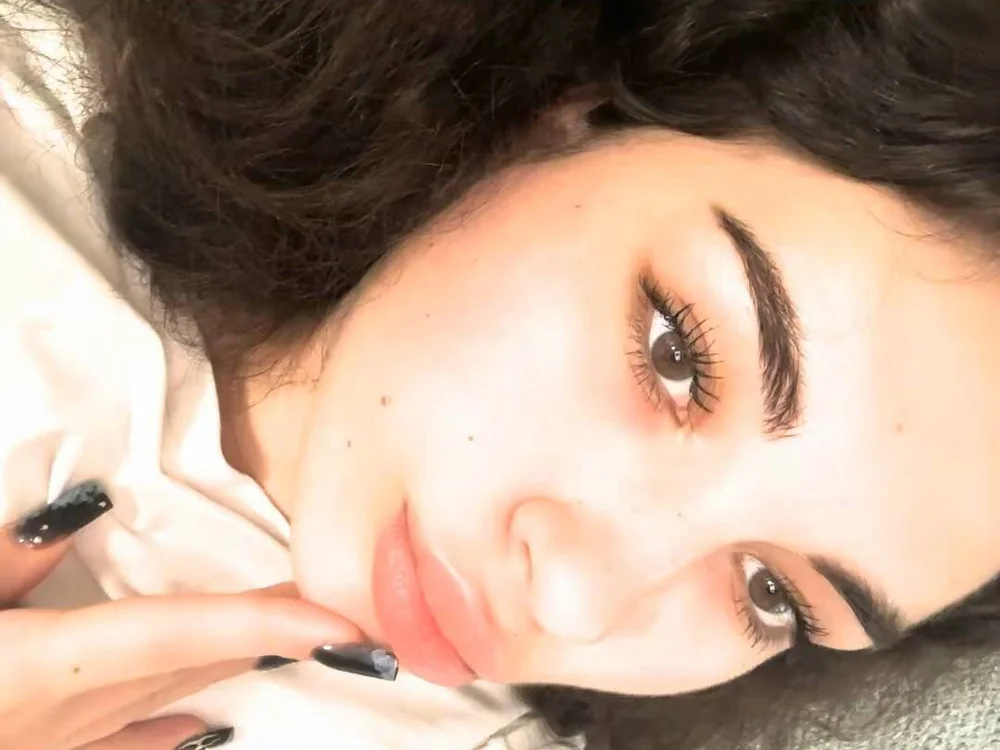 LisetteGhazvini 离线XXX聊天