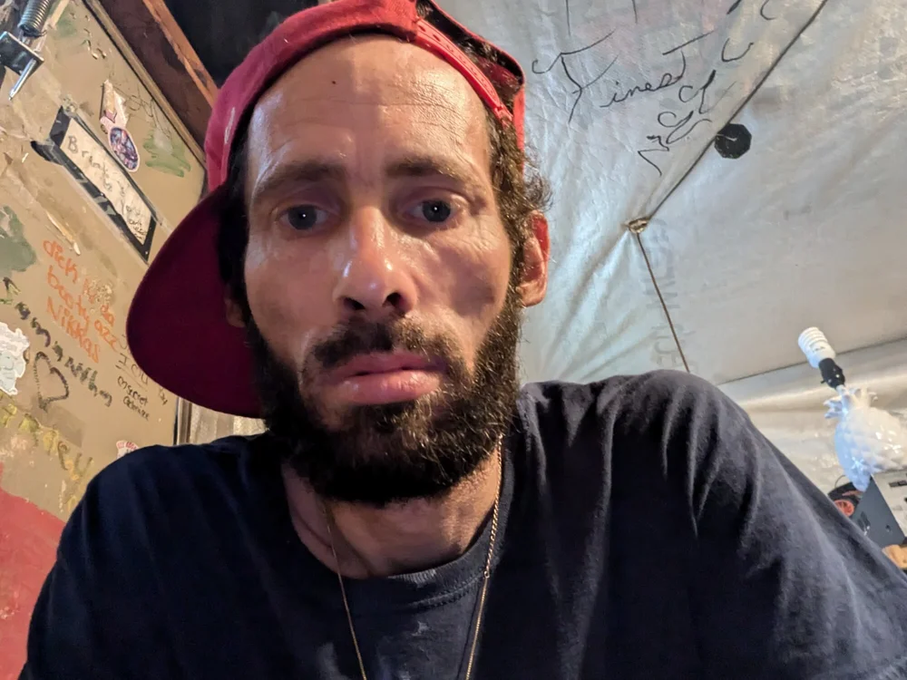 Joshualjyd's Offline Chat Room