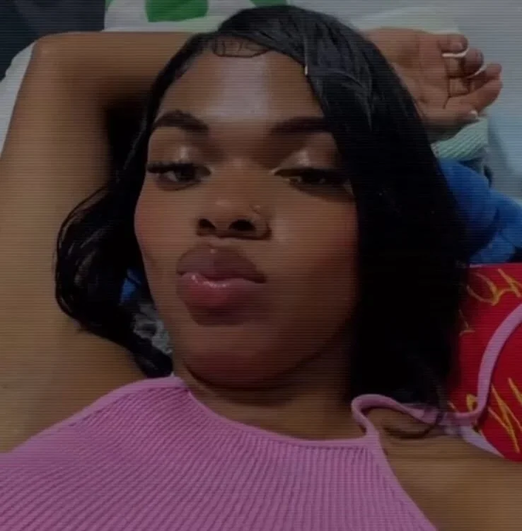 Chat +18 off-line de Andrea-Cast