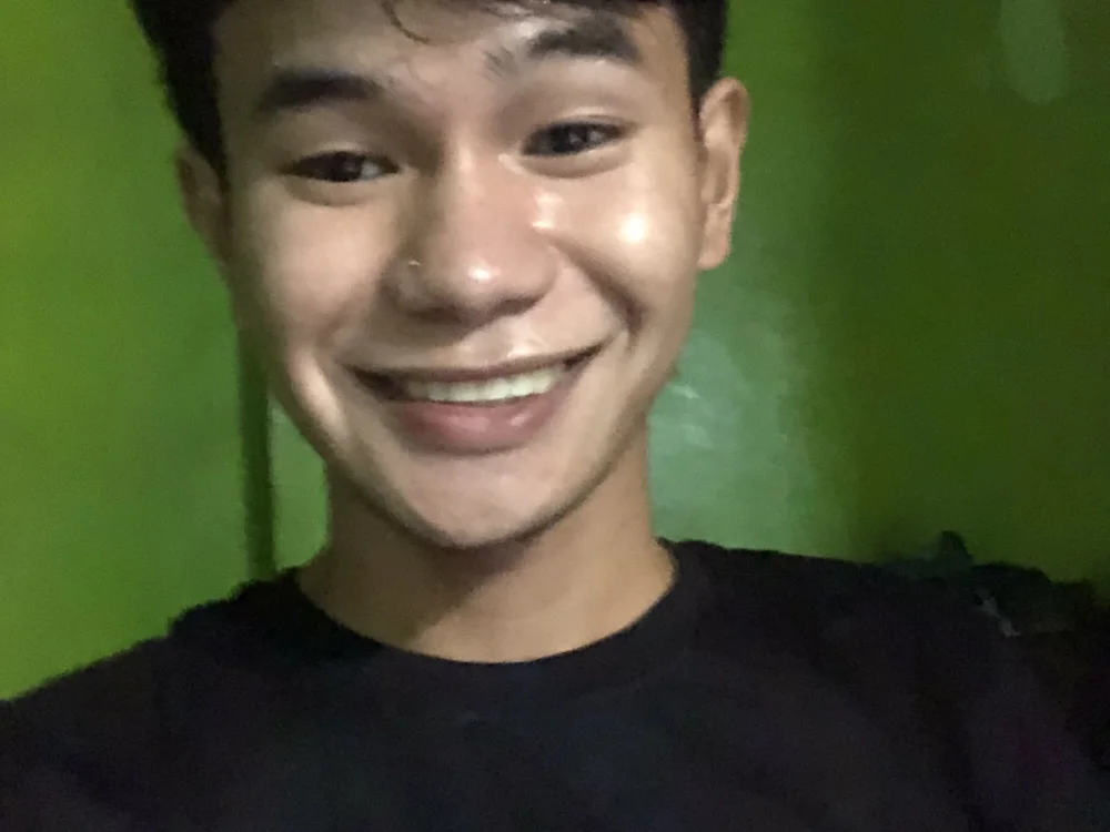 asian_prince69 অফলাইন চ্যাট রুম