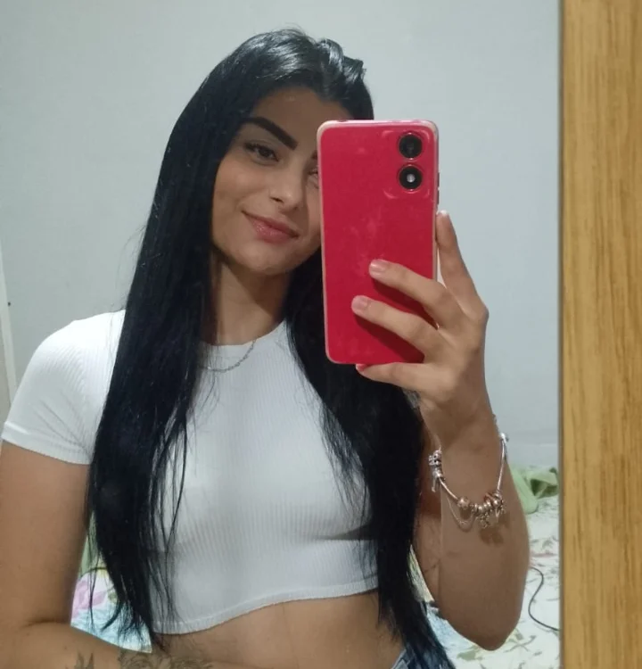 Gabi_zinha's Offline XXX Chat