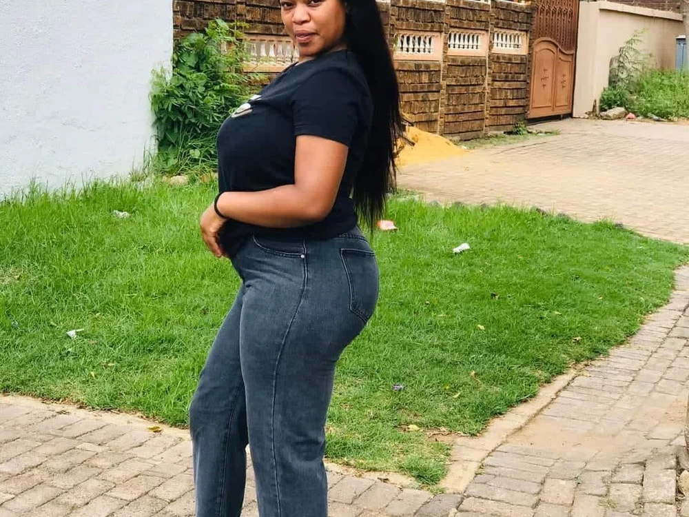 BigTitsB's most recent online preview