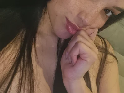 MisFrekcles_ - mobile