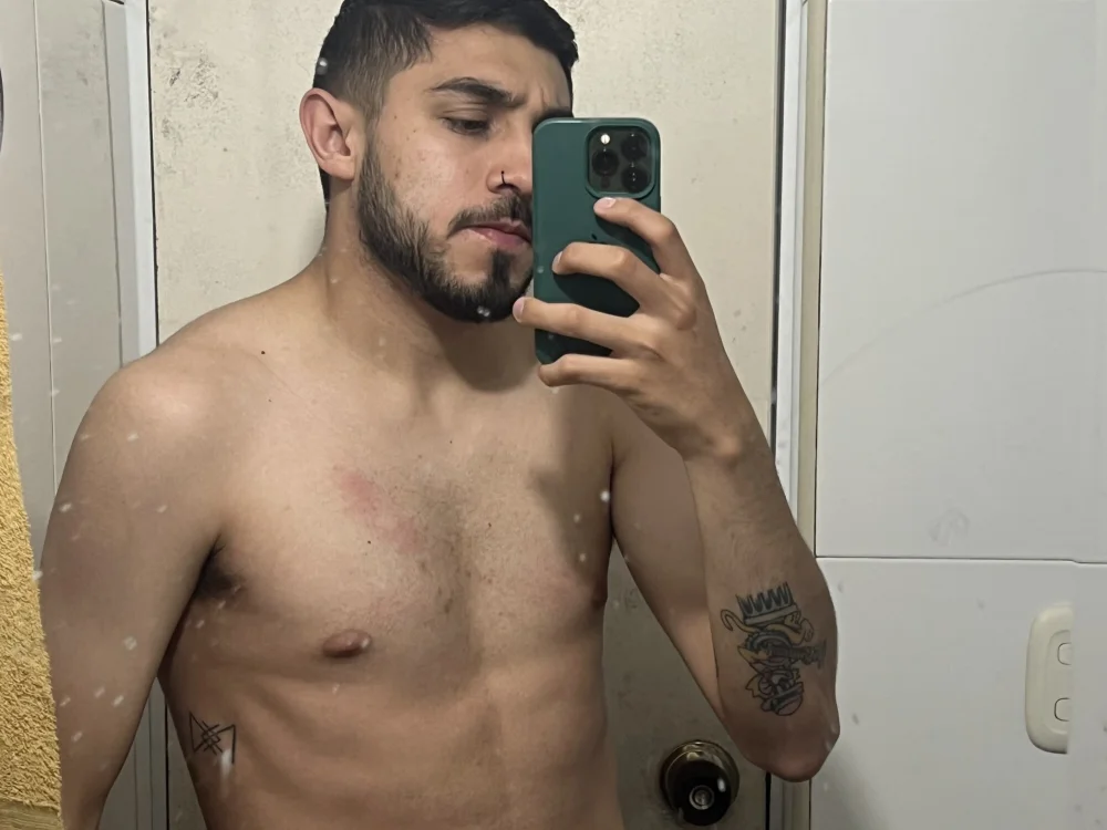 Johnda33 offline XXX-chat