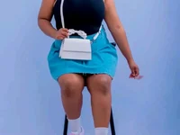 Chat +18 de TemptingTits ao vivo