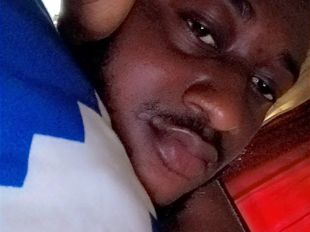 nickkeezy10 offline chatrum