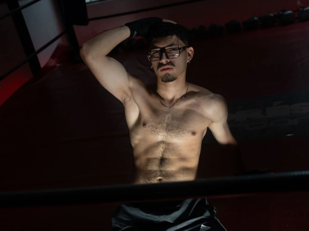 Jaxon_Carter Adlı Modelin Çevrimdışı XXX Sohbeti