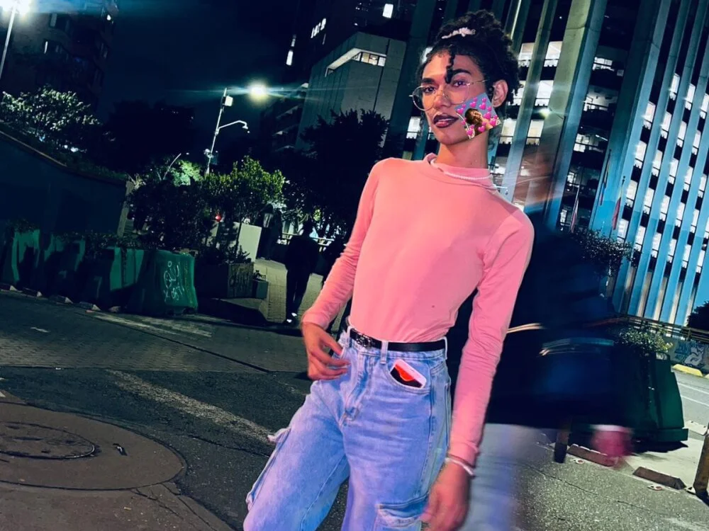 Penelopee_Rouse Obrolan XXX Offline