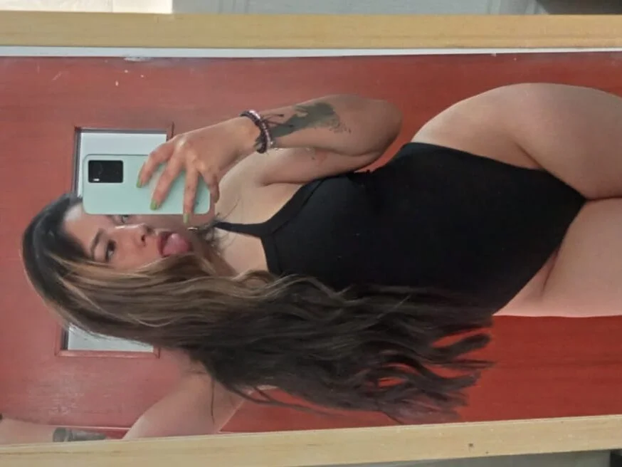 AHSLEYMORRIS' Offline XXX Chat