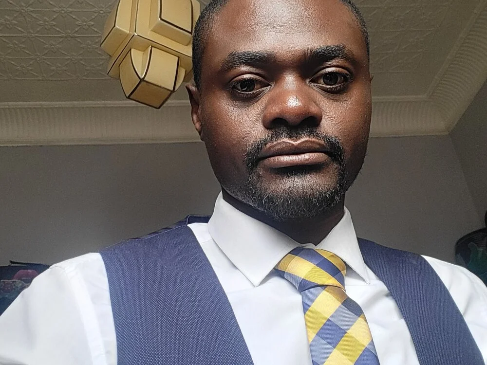 Dax123Dax123 Adlı Modelin Çevrimdışı XXX Sohbeti