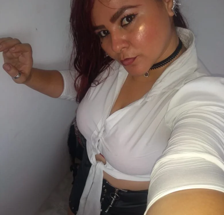 MatureAriana's Offline XXX Chat