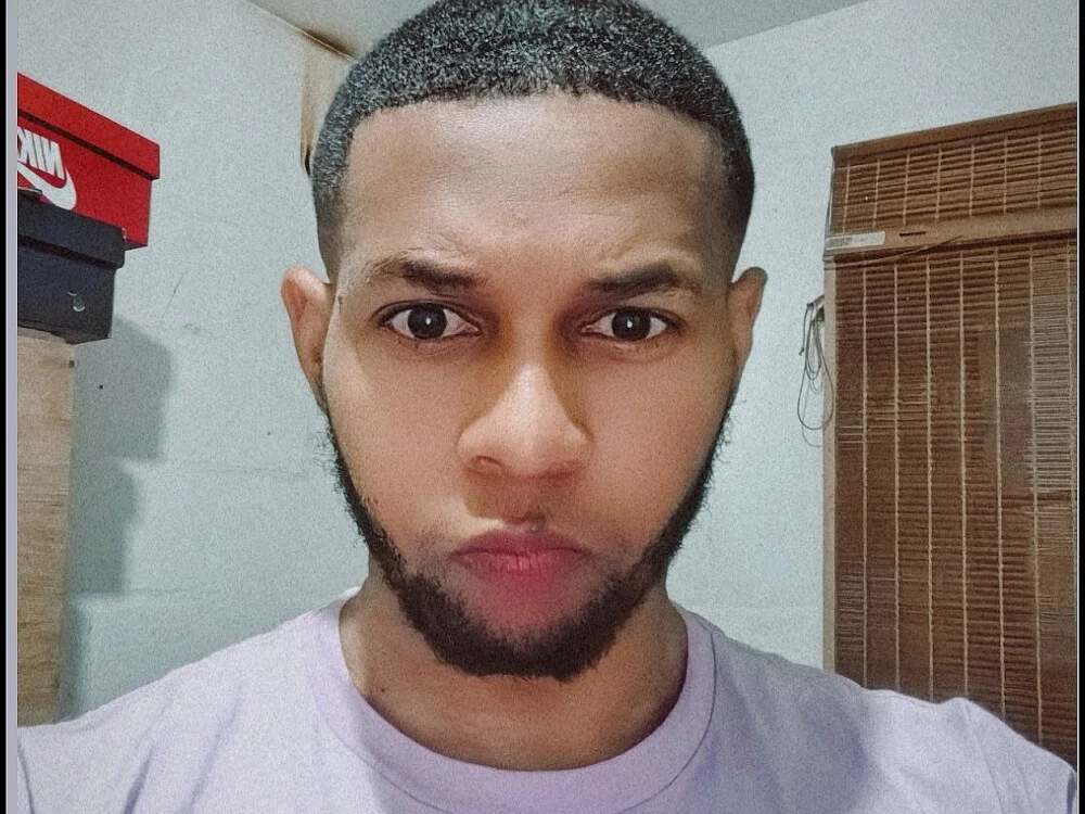 Meegos08のオフラインXXXチャット