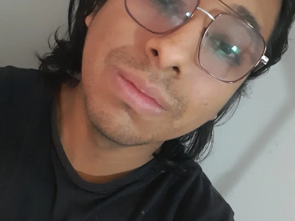 bandidofuck's Offline Chat Room