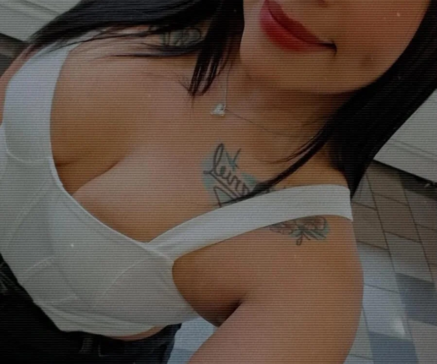 Ashley_Graham_'s Offline XXX Chat