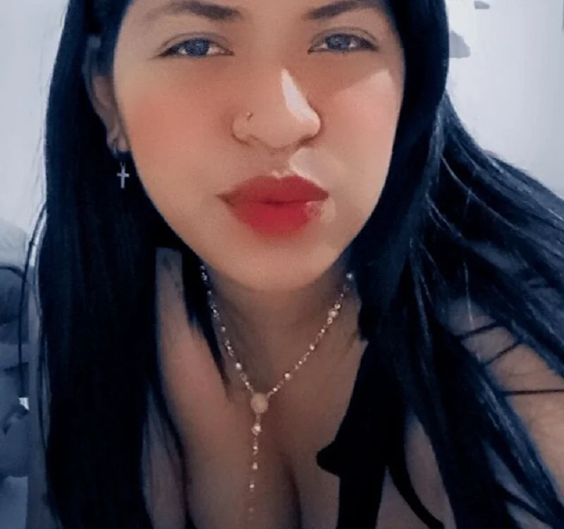ASHLY_ADAMS Offline Chatraum