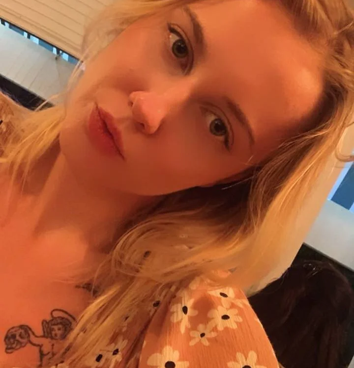 Offline chatovací místnost Alicce_Moon