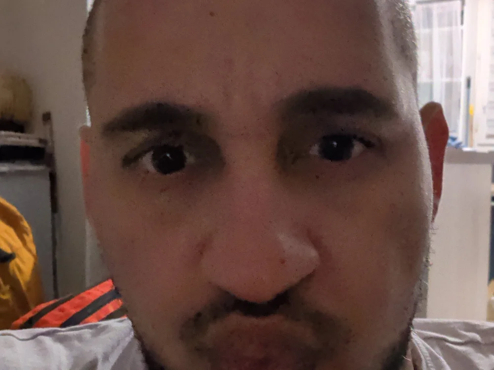 adel2aazer's Offline Chat Room