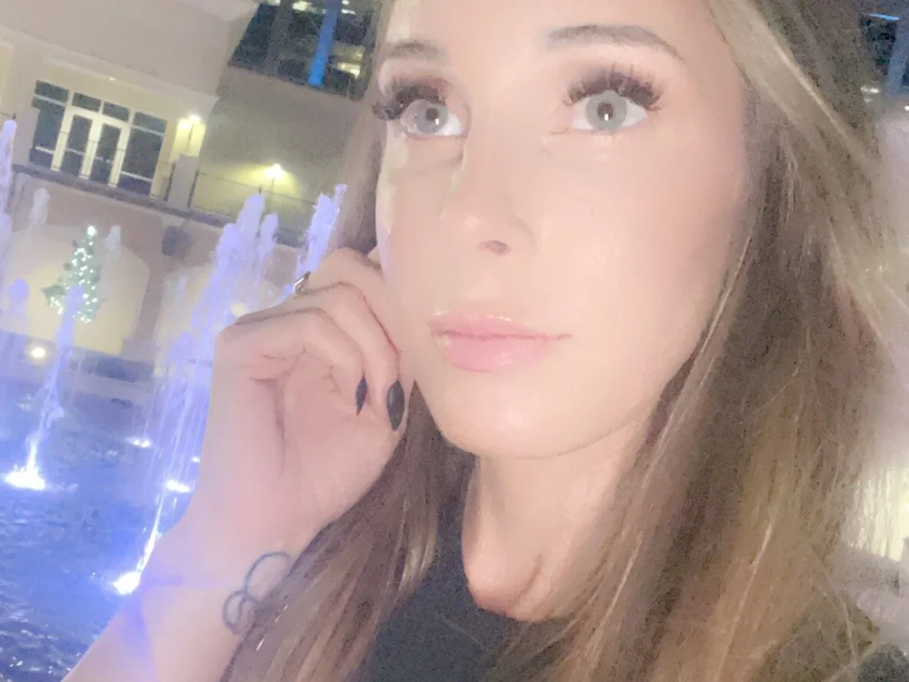priscillap's Offline Chat Room