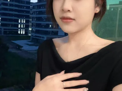 Huanhuan78 Female Bigclit Live Cam XXX