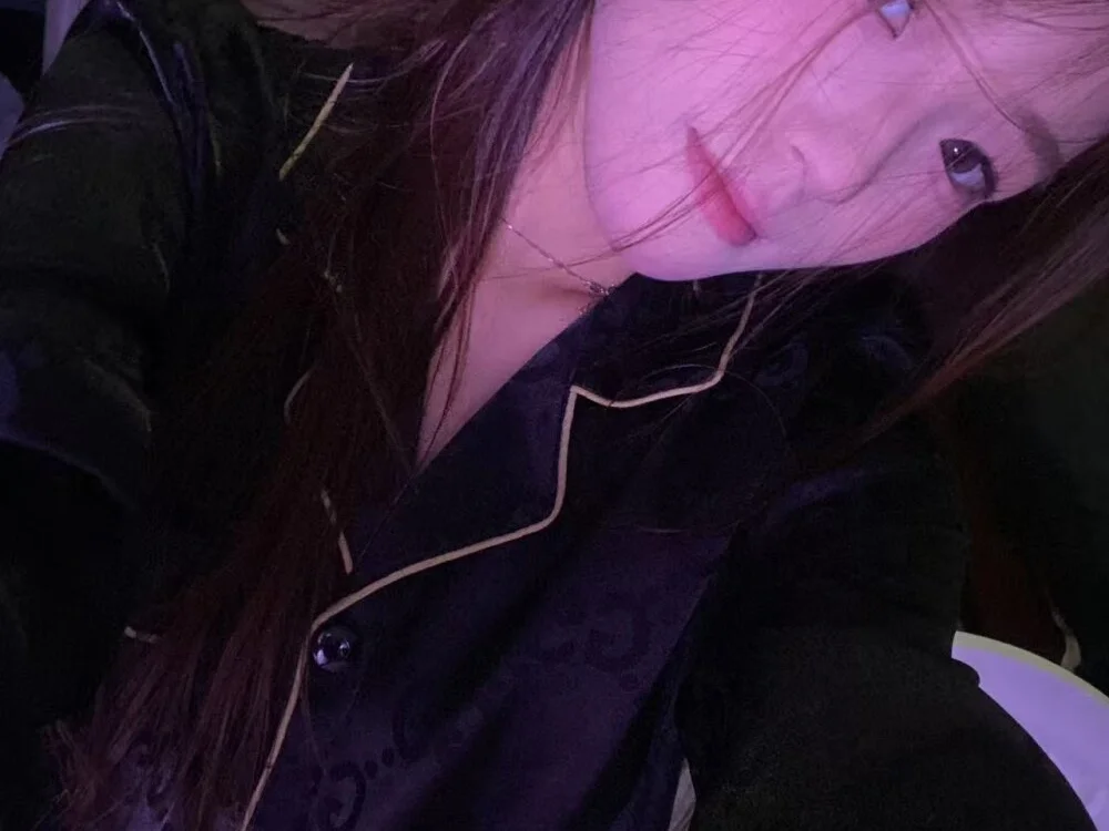 Robin-o3 Chat XXX Ngoại tuyến