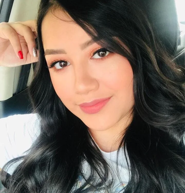 NatashaClark's Offline Chat Room