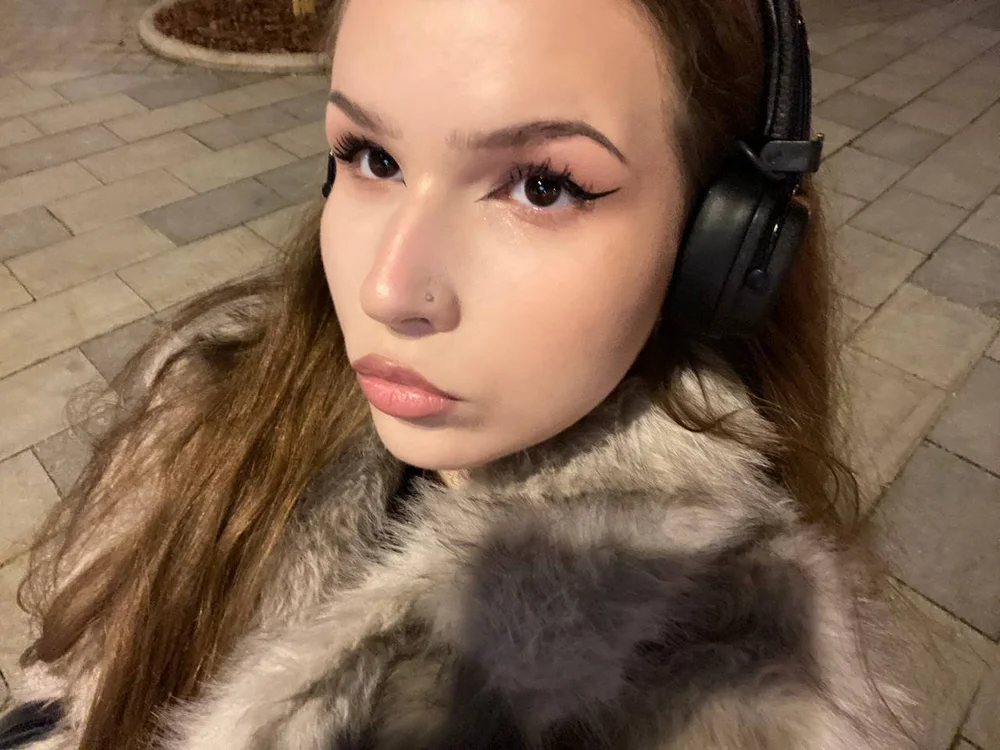 BowerySoloist offline chatrum