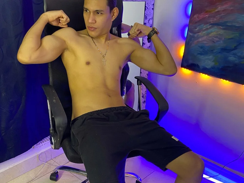 dirtyboy_23 অফলাইন XXX চ্যাট