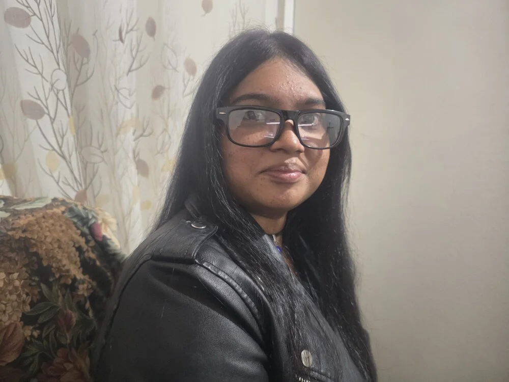 Indian_hina: συνομιλία ΧΧΧ εκτός σύνδεσης