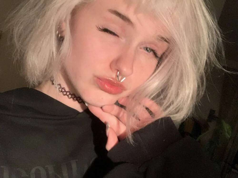 Paradoxy_'s Offline XXX Chat