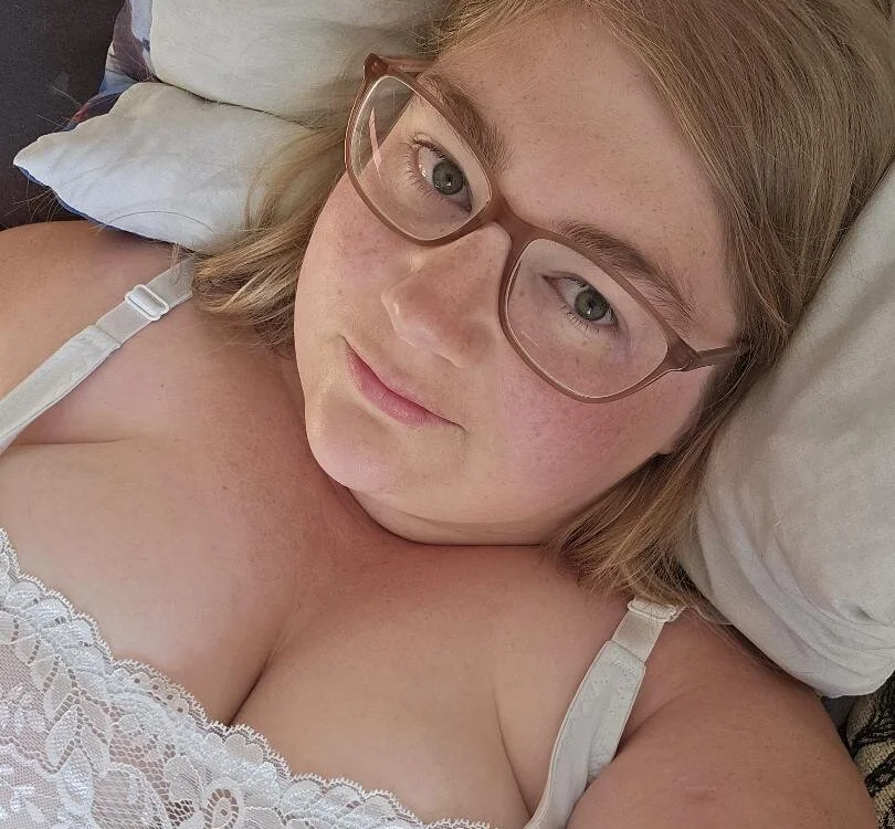 XX-LunaBliss-Xx's Offline XXX Chat