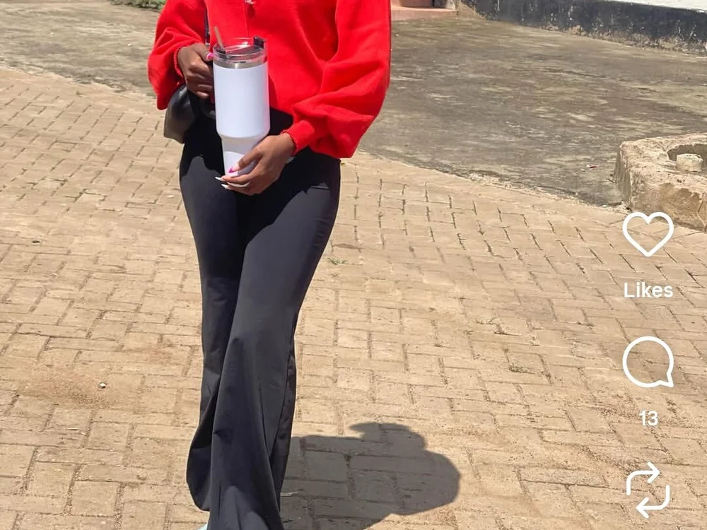 Lute098's Offline XXX Chat