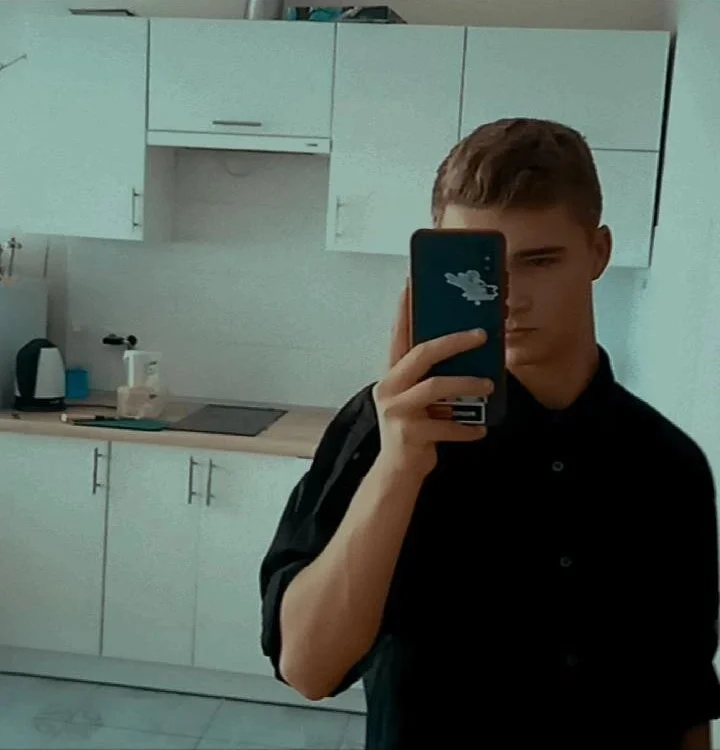 Offline XXX chat modela osanu_kage