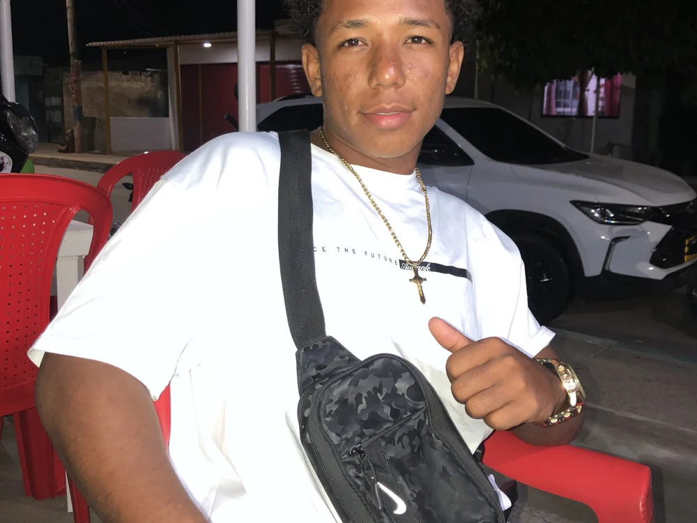 negrito-17's Offline XXX Chat