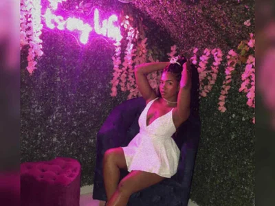 AriLennox_ private show