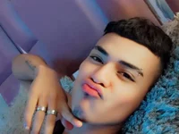 andres_hot18's Offline XXX Chat