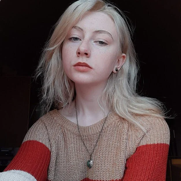 Cold_Rose offline chatrum