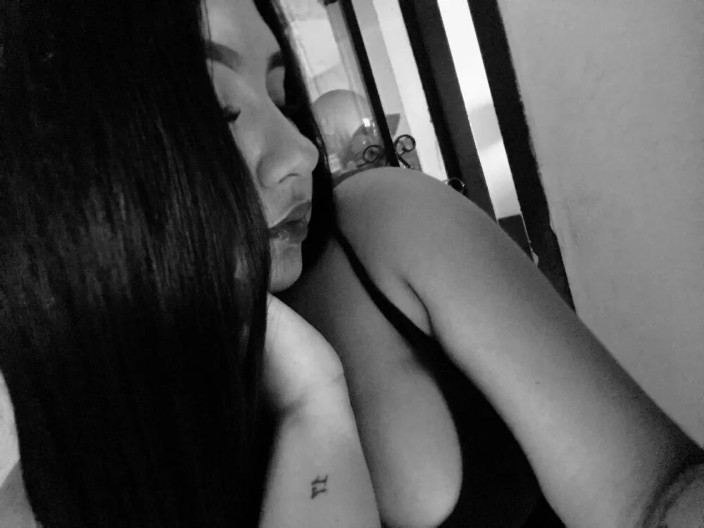 kimma_33 offline XXX-chat